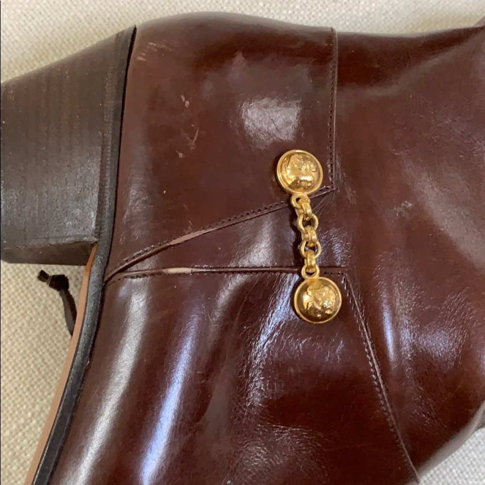 Boots - Picture 5 of 8